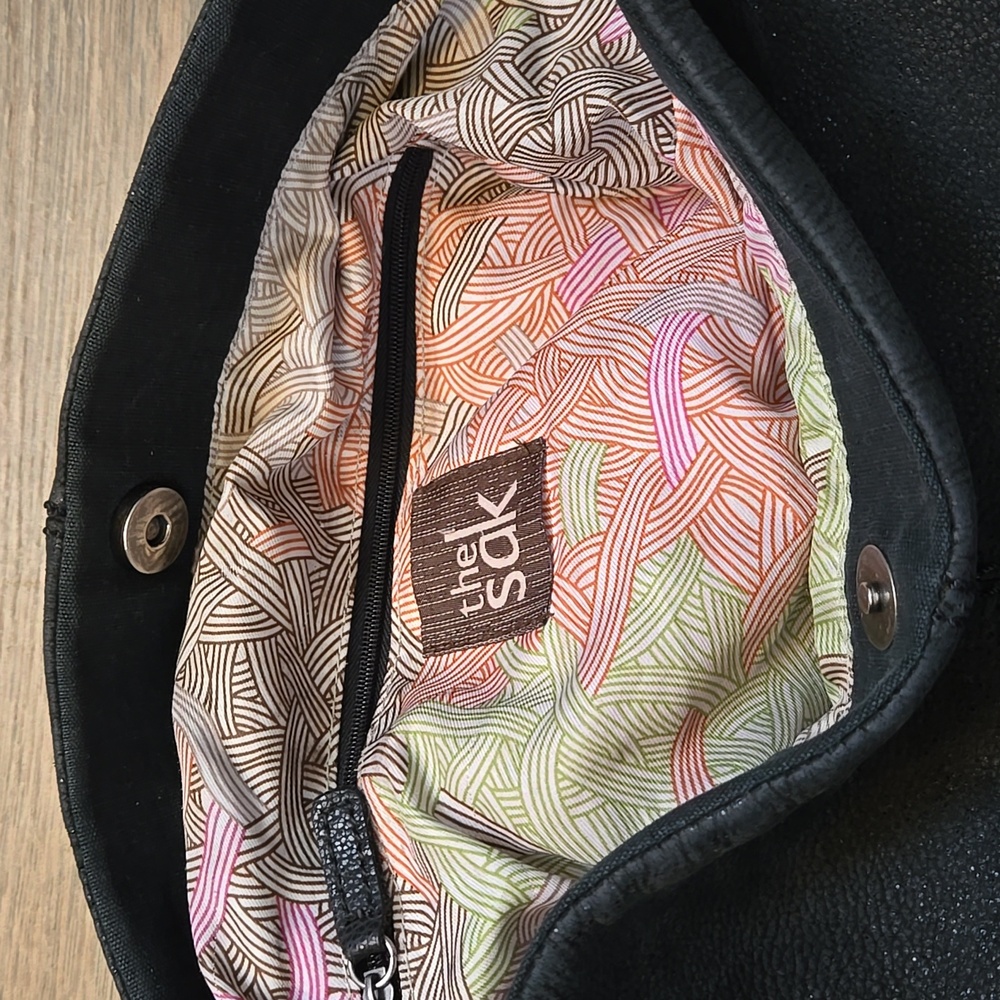 The SAK Sanibel Bag Black Leather With Brown Straps - Picture 7 of 11